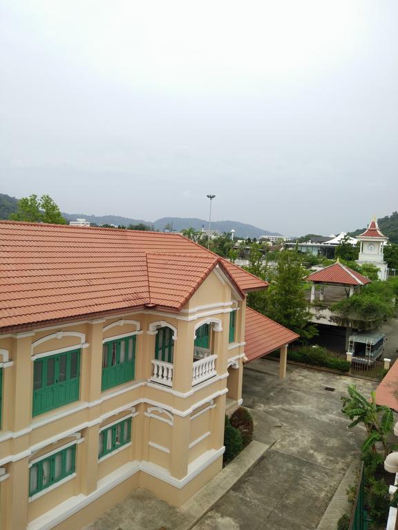 In Phuket House Hotell Eksteriør bilde